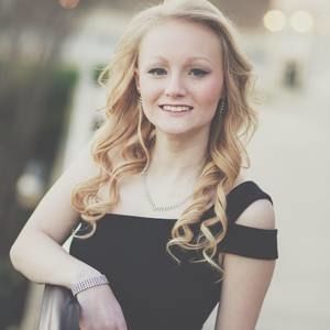 Meet your Posher, Caroline